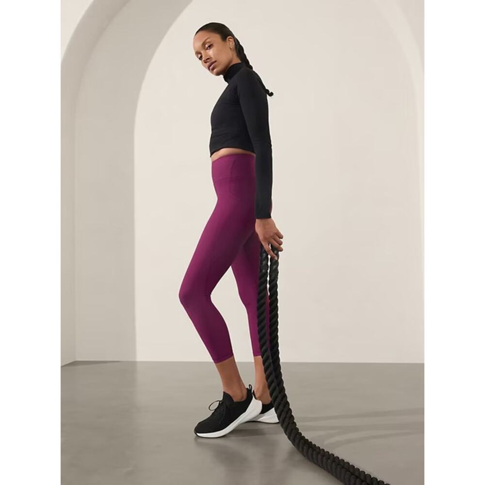 Athleta 🍷💪🏽🍇 Wild Plum Interval Stash High Rise 7/8 Leggings Size XS NWT - Picture 4 of 9